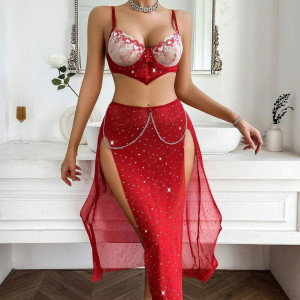 Ensemble lingeries sexy rouge avec soutien-gorge brodé