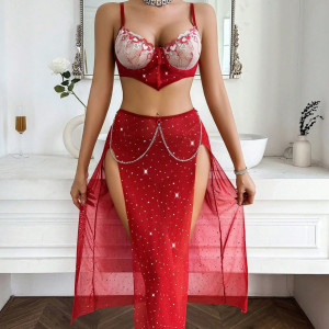 Ensemble lingeries sexy rouge avec soutien-gorge brodé