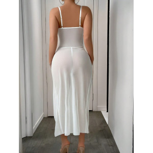 Robe lingerie longue transparente fendue
