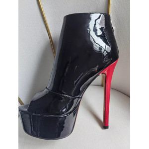Bottines montantes à plateforme et bout ouvert avec boucle