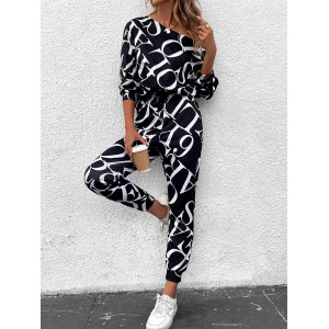 Ensemble sweat-shirt et pantalon de survêtement