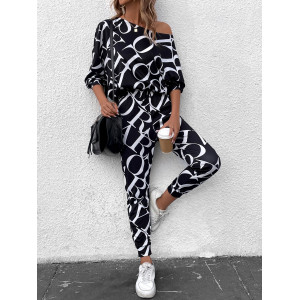 Ensemble sweat-shirt et pantalon de survêtement