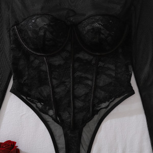 Body dentelle ajourée à découpes florales - Noir