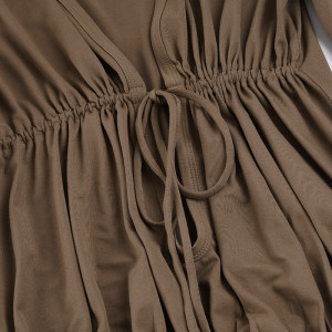 Robe fourreau à col en V plissée - Marron