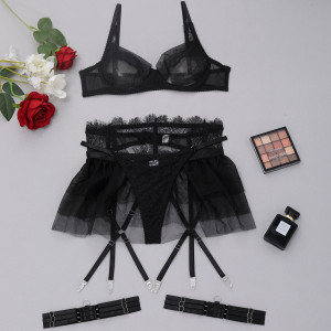 Ensemble lingerie dentelle transparente – Soutien-gorge sexy & string en tulle raffiné - Noir ou Rouge
